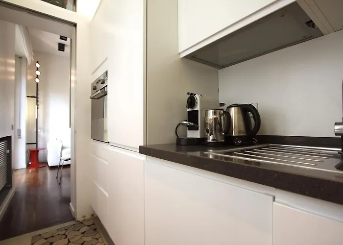 Cipro 2br House